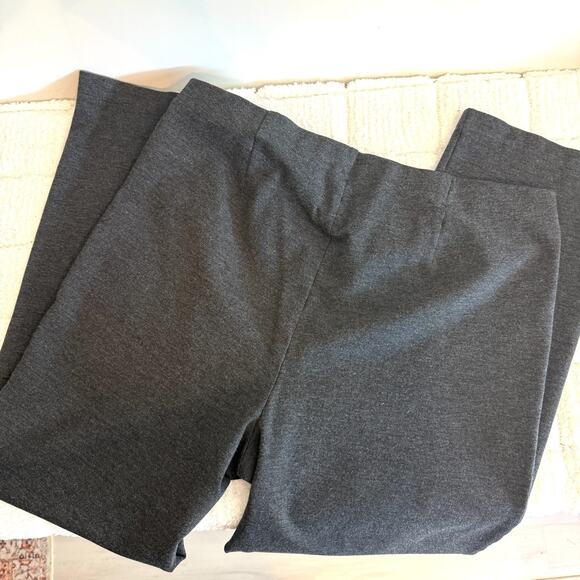 Liz Claiborne Women's Alexis Straight Leg Gray Pants Size 1x Casual Timeless - Picture 2 of 11